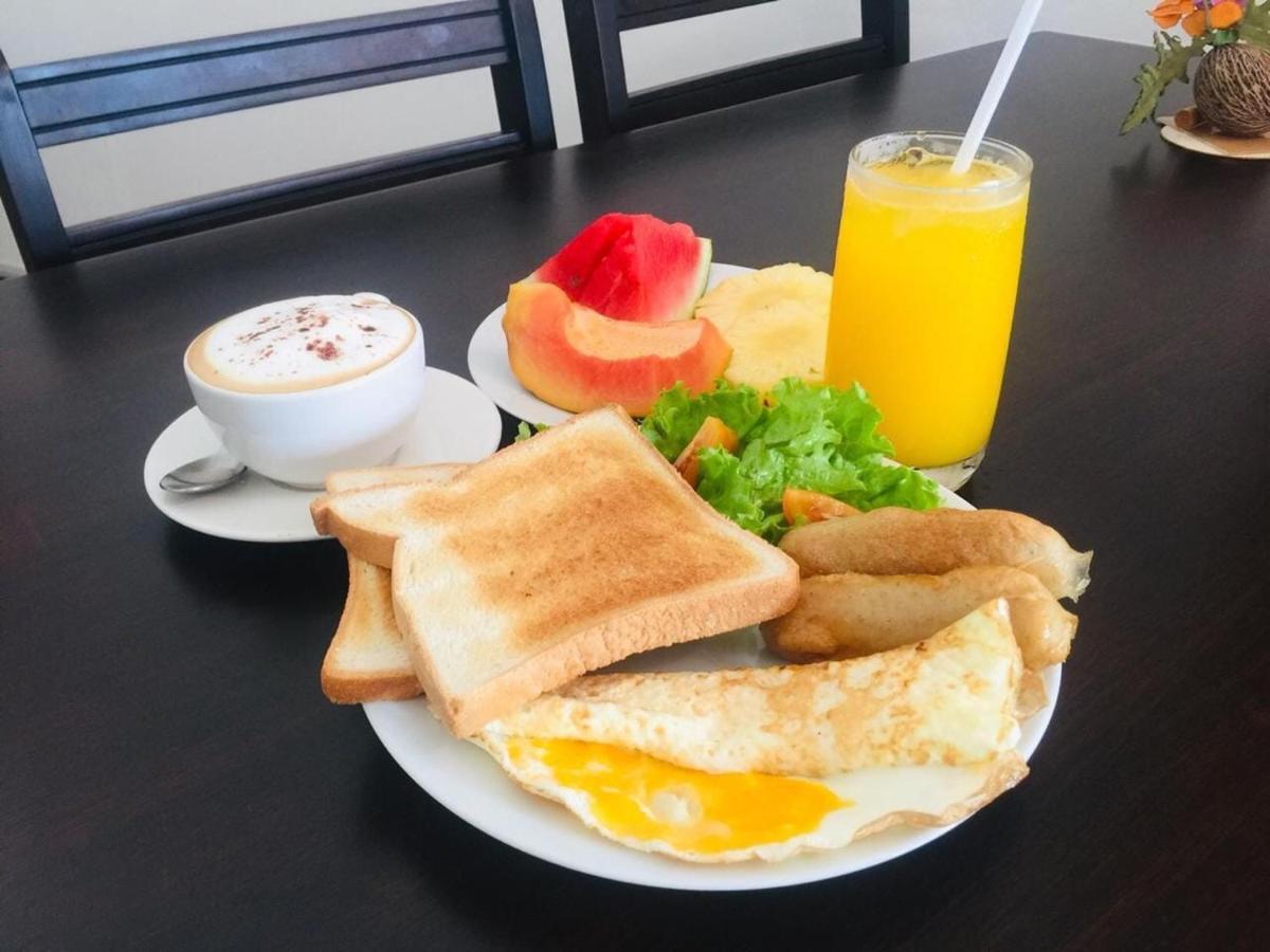 Ruki Sea Reach Hotel Kudapaduwa Ngoại thất bức ảnh